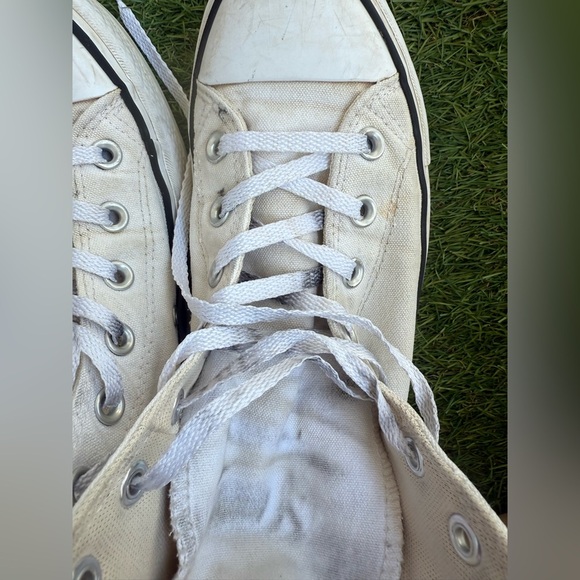 Converse Chuck Taylor Platform White High Top Sneakers | Women’s 8 / Men’s 6 - Picture 6 of 10
